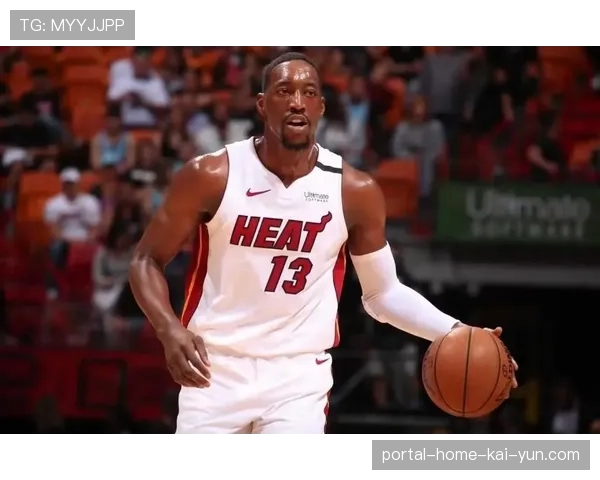 热火采用双塔战术巩固防守 阿德巴约韦尔组合效果显著